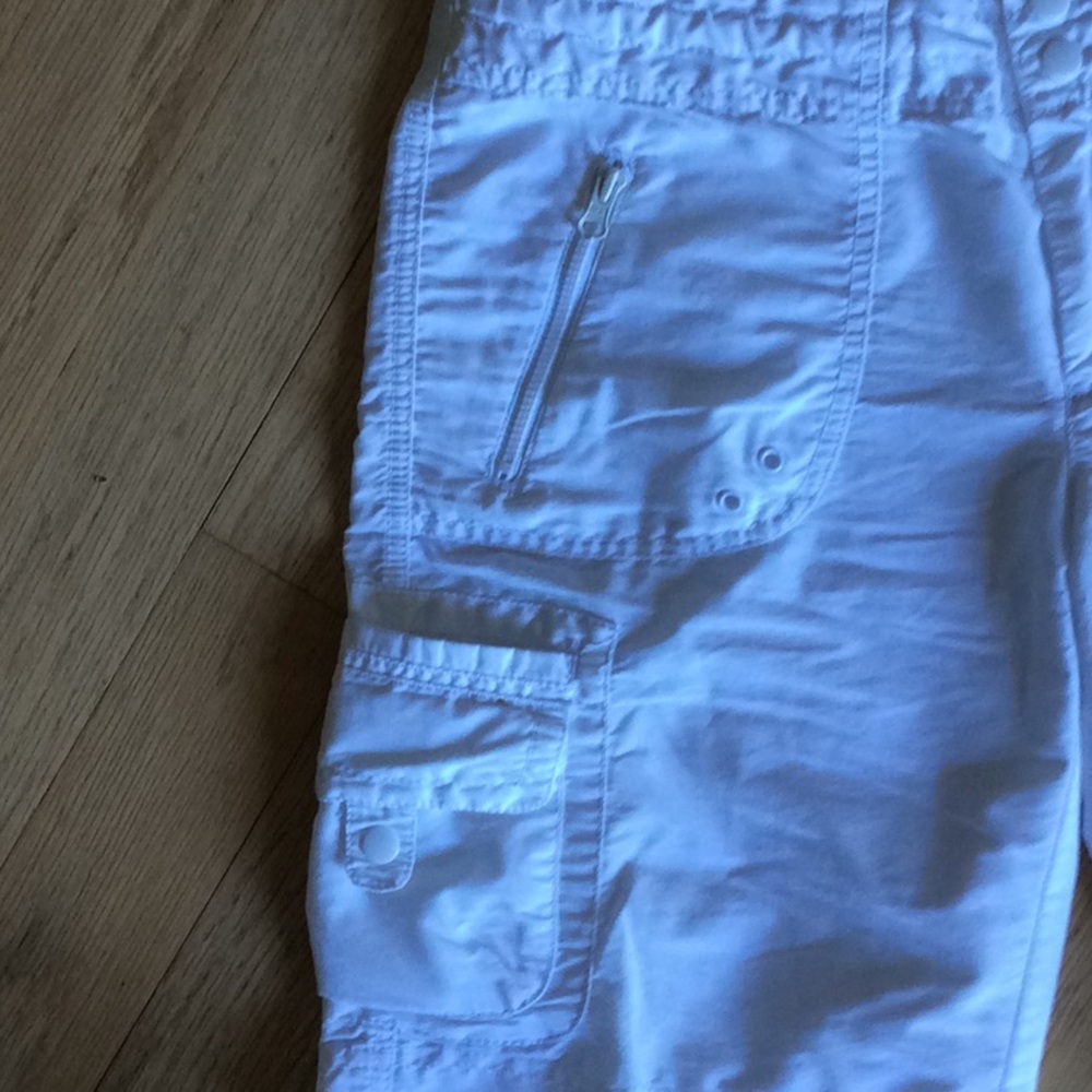 GAP white bermudas size 8 - Picture 4 of 10